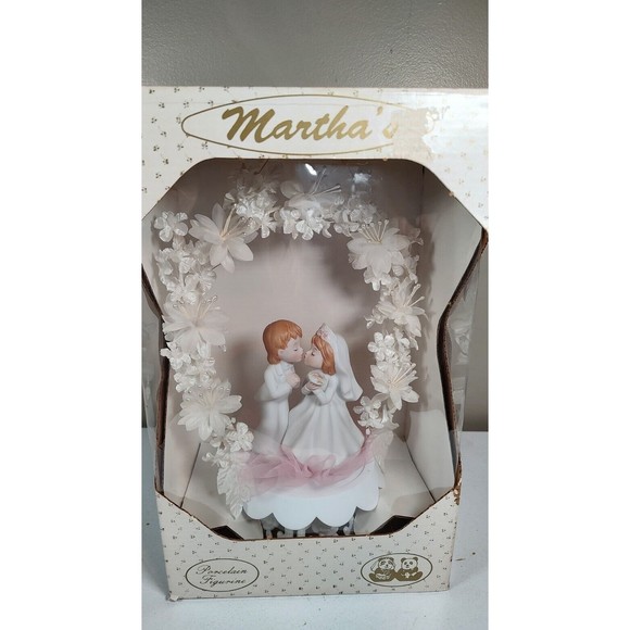 Vintage Martha’s Porcelain Bride & Groom Flower Arch Wedding Cake Topper… - Picture 1 of 10